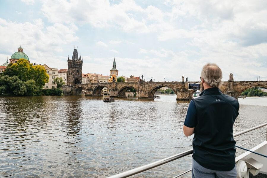 Prague: Vltava River Lunch Cruise in an Open-Top Glass Boat - Boarding at Pier 3A without guessing the boat
