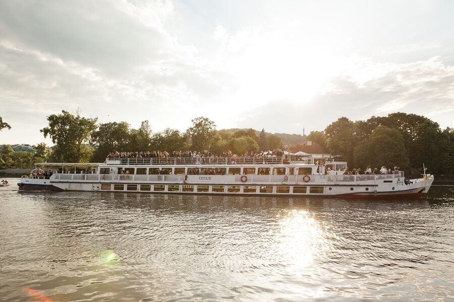 Prague: Vltava River Sightseeing Cruise - My call: book it for the views and the pause