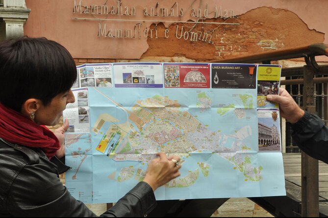 Private 3 hrs Venice Tour: St Mark's, Walking tour & Boat tour - The break between walking and boating