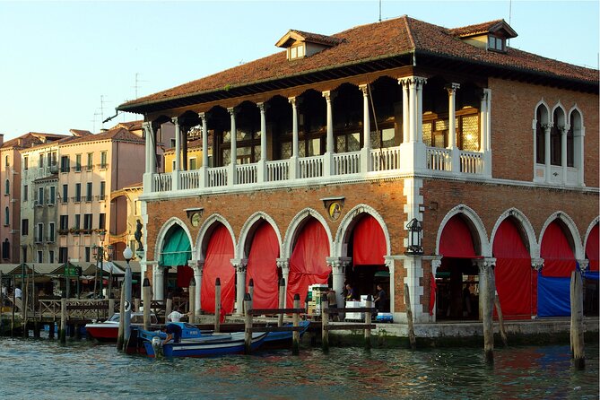 Private 3 hrs Venice Tour: St Mark's, Walking tour & Boat tour - The guides and the human element