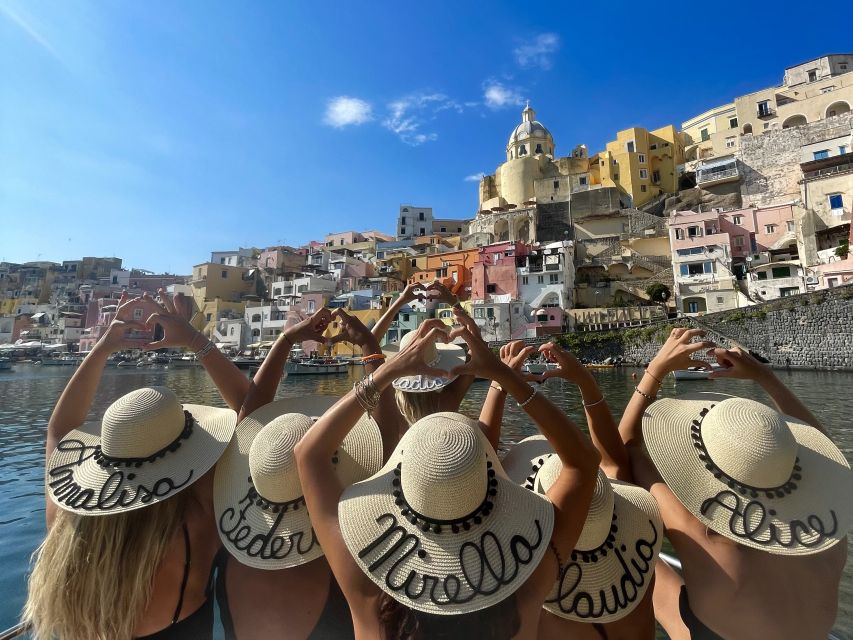 Procida: Boat Tour with Swimming Stops and Underwater Photos - Cala del Pozzo Vecchio and the island’s beaches