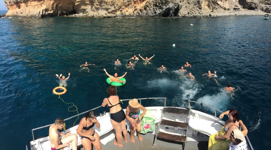Puerto de Mogan: Boat and Snorkeling Trip - Should you book Yellow Boat Mogan?