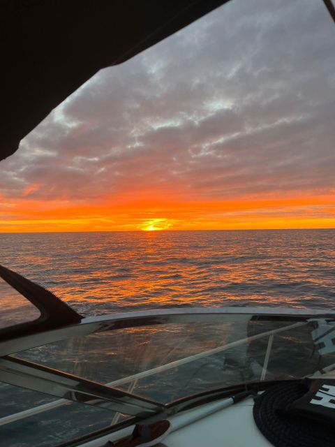 Puerto Rico, Gran Canaria: Boat Tour with Tapas and Drinks - Boarding the yacht at Puerto Rico