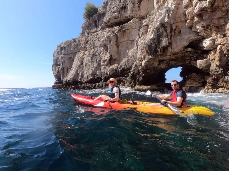 Pula: Sea Adventure – Boat, Kayak, Snorkeling & Cliff Jumps - Wildlife Along the Cliffs