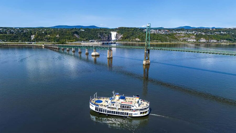 Québec City: Guided Sightseeing River Cruise - Île d’Orléans and the Open River