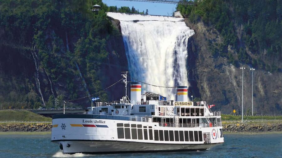 Québec City: Guided Sightseeing River Cruise - A Comfortable Boat, With Room to Change Your Mind