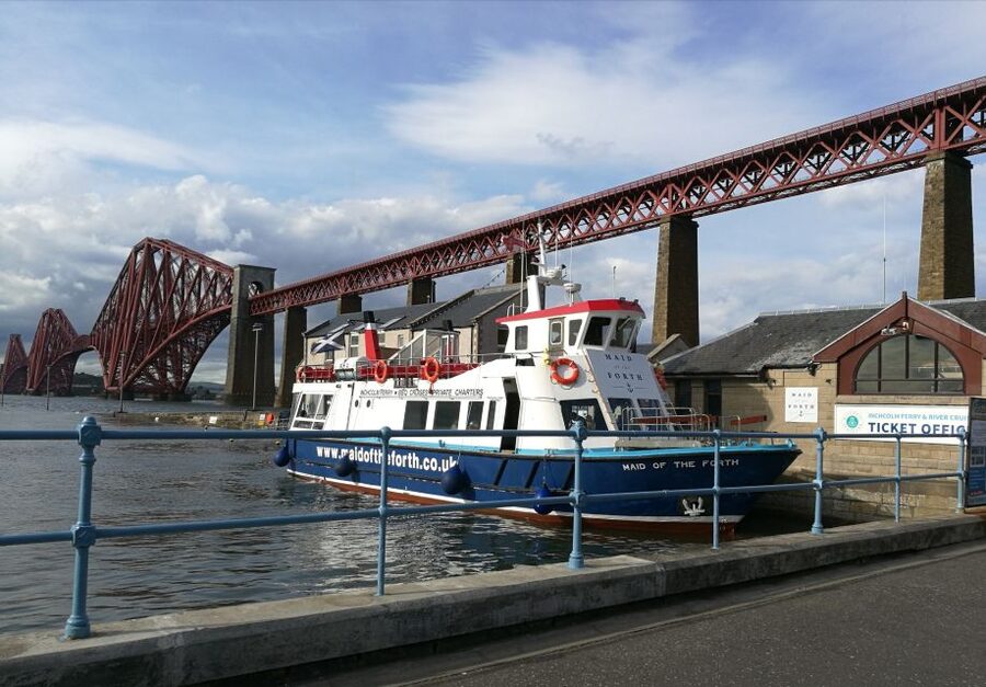 Queensferry: Maid of the Forth 1.5-Hour Sightseeing Cruise - Passing beneath the red Forth Bridge