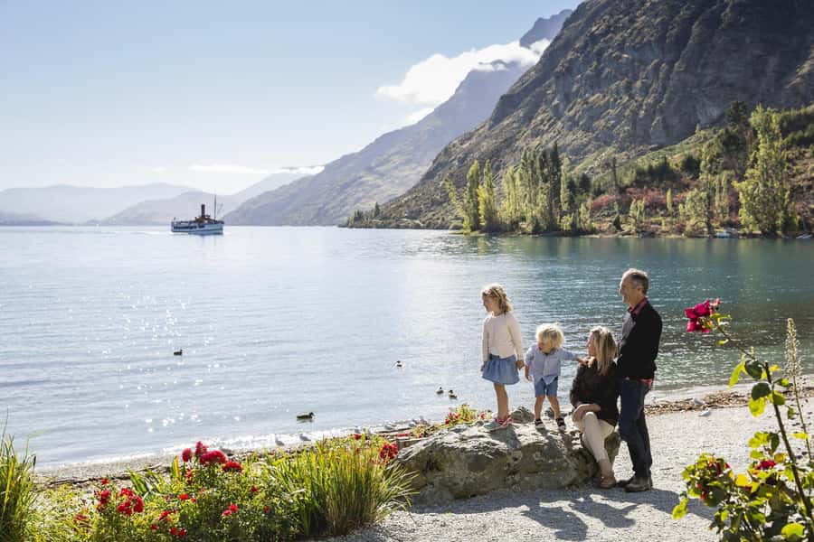 Queenstown: Queenstown Lake Cruise and Walter Peak Farm Tour - Practical details for a smooth visit