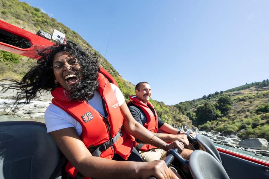 Queenstown: Shotover River Extreme Jet Boat Experience - Racing into the Shotover Canyons