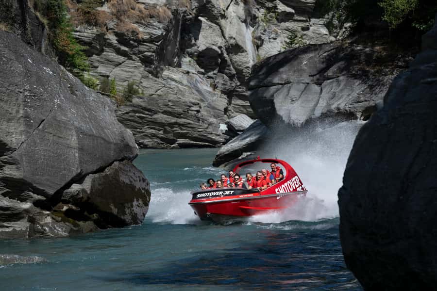 Queenstown: Shotover River Extreme Jet Boat Experience - Why the canyon route matters