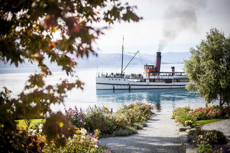 Queenstown: Walter Peak Gourmet BBQ & Lake Whakatipu Cruise - Why this Queenstown outing works so well