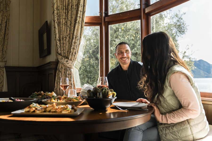 Queenstown: Walter Peak Gourmet BBQ & Lake Whakatipu Cruise - Choosing between lunch, afternoon, and evening