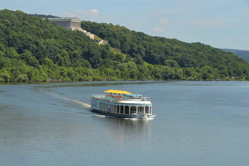Regensburg: Klinger's Sightseeing Boat Tour to Walhalla - Finding the pier below Regensburg