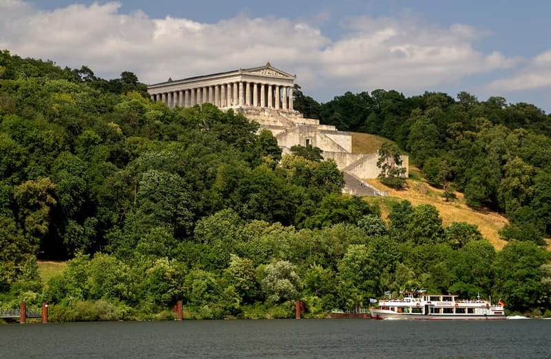 Regensburg: Klinger's Sightseeing Boat Tour to Walhalla - Choosing among the three departure times