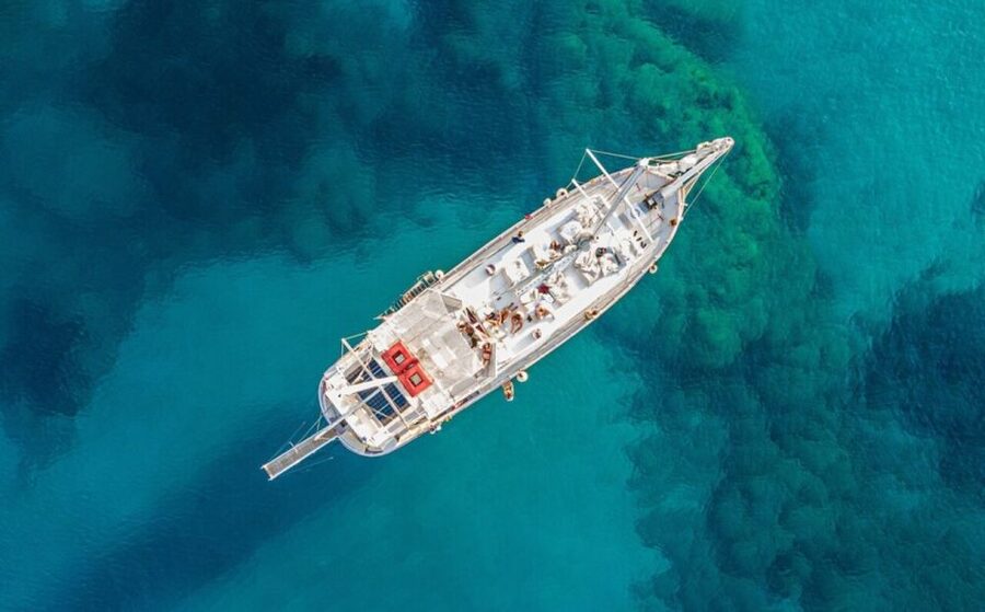 Rhodes: Boat Tour with Snorkeling, Gourmet Buffet & Open Bar - Setting sail from Mandraki Port