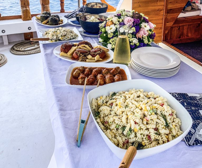 Rhodes: Cruise with 3 Stops, Lunch and Unlimited Drinks - A half-day sail along Rhodes’ calmer east coast