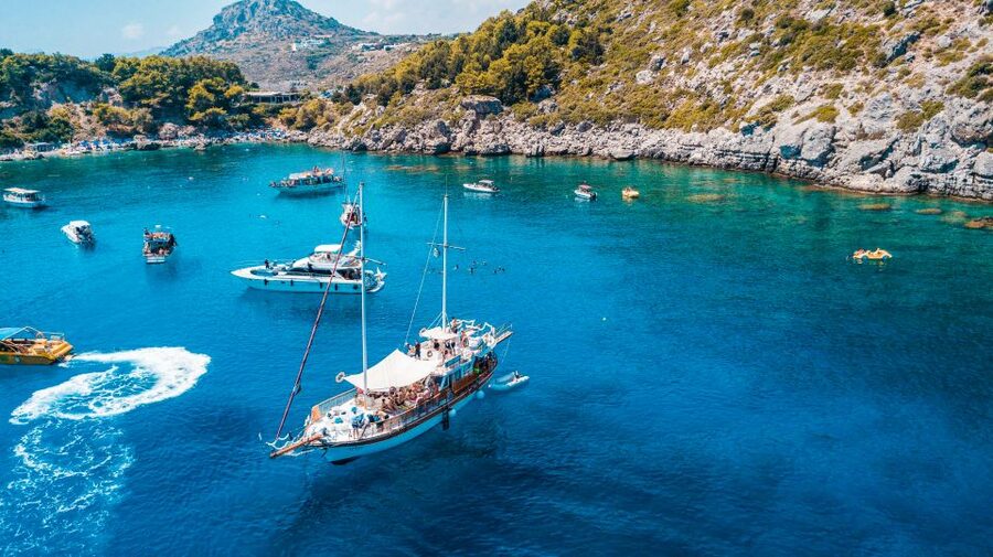 Rhodes: Cruise with 3 Stops, Lunch and Unlimited Drinks - Kallithea Springs: a rocky cove for the final swim