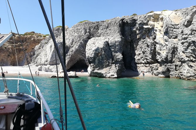 Rhodes Exclusive Swim Cruise Cocktail Open bar & Gourmet Buffet - What the atmosphere is really like