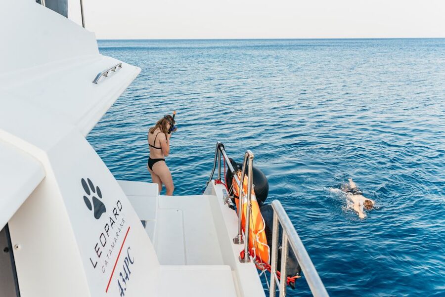 Rhodes: Sunset Catamaran Cruise with Dinner Buffet & Drinks - Group size, boat comfort and atmosphere