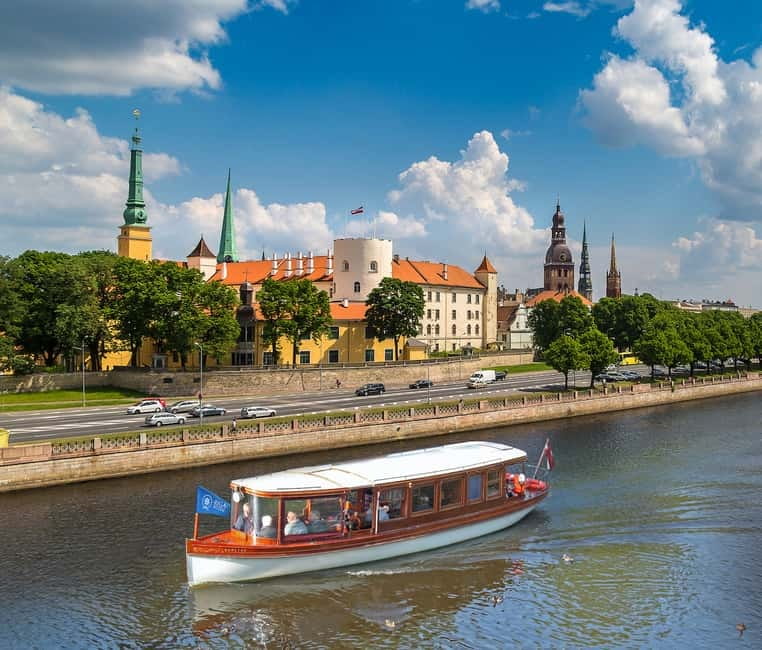 Riga: Canal & Daugava Cruise on a Historic Wooden Boat - The audio guide is the weak link