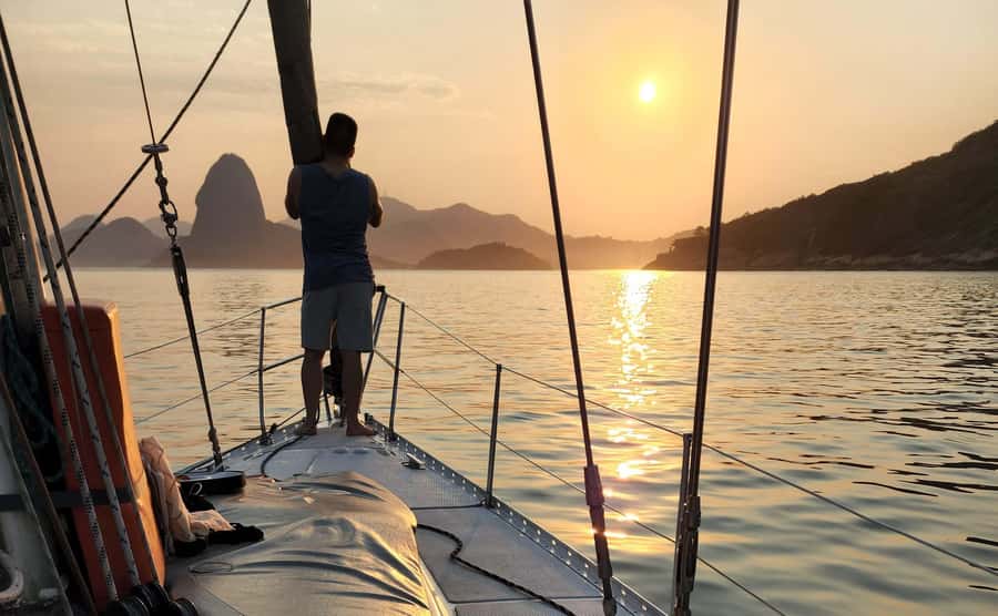 Rio de Janeiro: Guanabara Bay Sunset Sailing Tour & Drinks - Who will enjoy this sail most