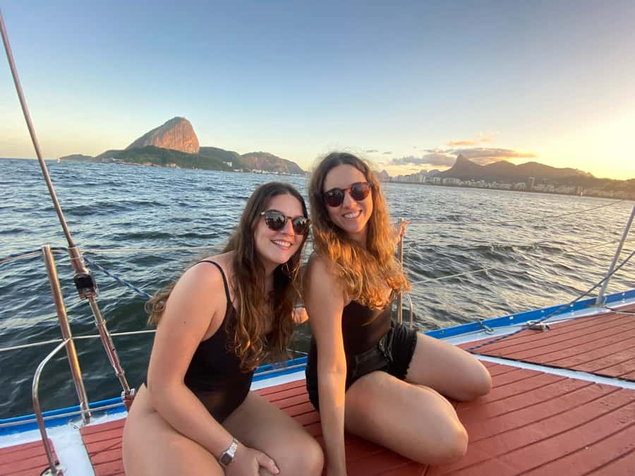 Rio de Janeiro: Sunset Sailboat Tour with Open Bar - The Bay, Niterói, and the Swimming Stop