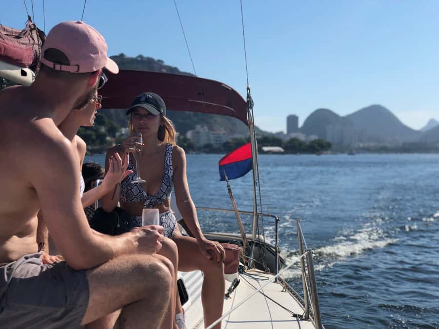 Rio de Janeiro: Sunset Sailing Tour - Drinks, snacks, and the real value of $75