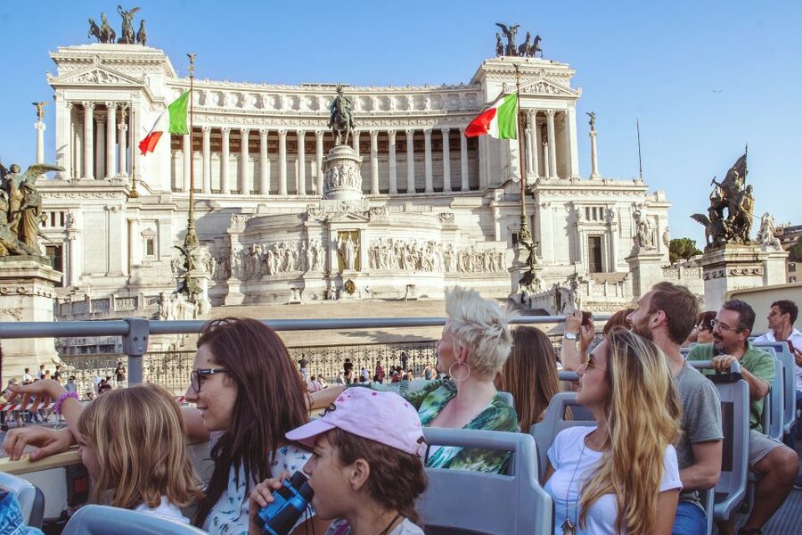 Rome: Hop-On Hop-Off Bus and Optional Cruise Port Transfer - The Vatican stop and what you can realistically see