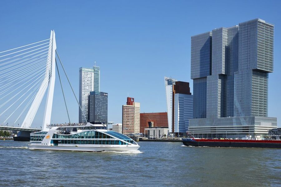 Rotterdam: Harbor Sightseeing Cruise - The first stretch: skyline, bridges, and city water
