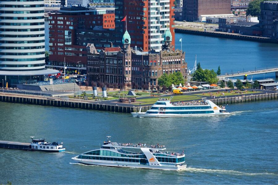 Rotterdam: Harbor Sightseeing Cruise - The return journey and SS Rotterdam