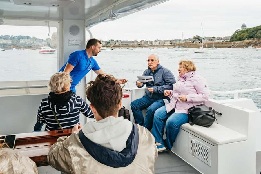 Saint-Malo: Guided Boat Tour with Local Captain - The 90-minute route: Alet and four maritime forts