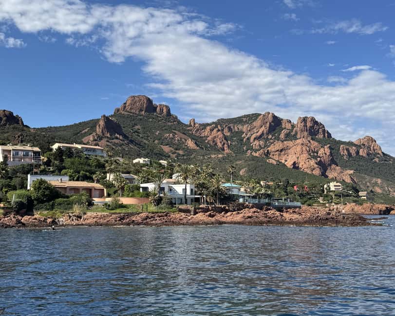 Saint-Raphaël: Golden Island Afternoon Cruise with Drinks - The 3:00 PM anchorage near Cap Roux