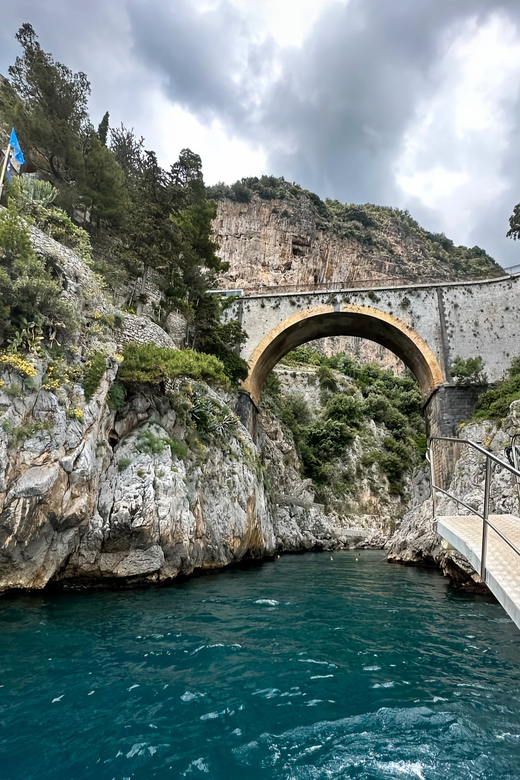 Salerno: Amalfi Coast Cruise with Lunch, Aperitif & Swimming - Key points to know before booking