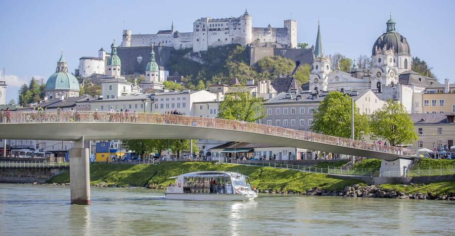 Salzburg: Boat Ride on the Salzach River - What you see during the 40-minute route