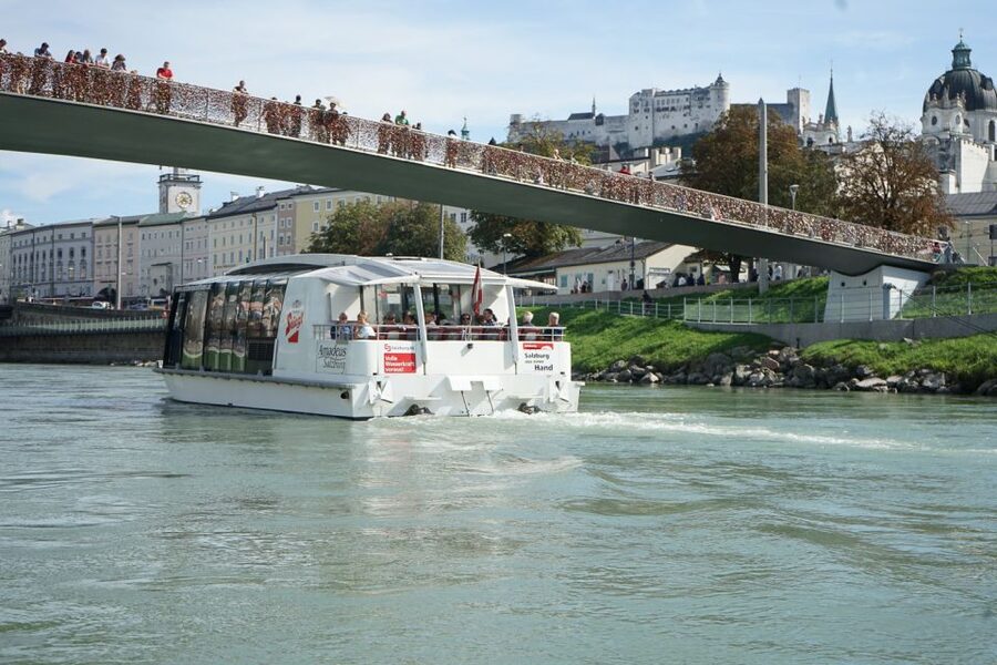 Salzburg: Boat Ride to Hellbrunn and Palace Visit - From the Dock to Hellbrunn by Double-Decker Bus