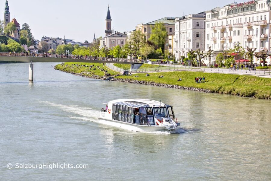 Salzburg: River Cruise, Dinner & Fortress Concert - A five-hour evening with Salzburg in three acts