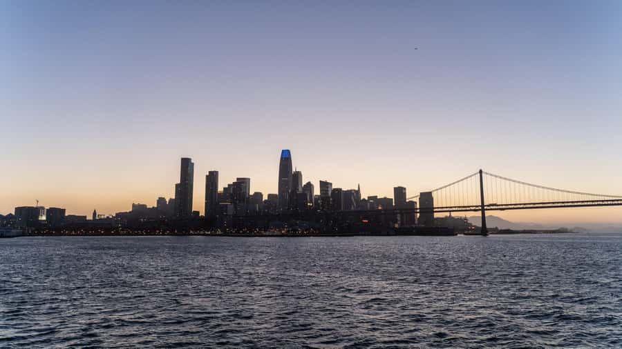 San Francisco: California Sunset Cruise (2-hours) - Under the Golden Gate Bridge at sunset