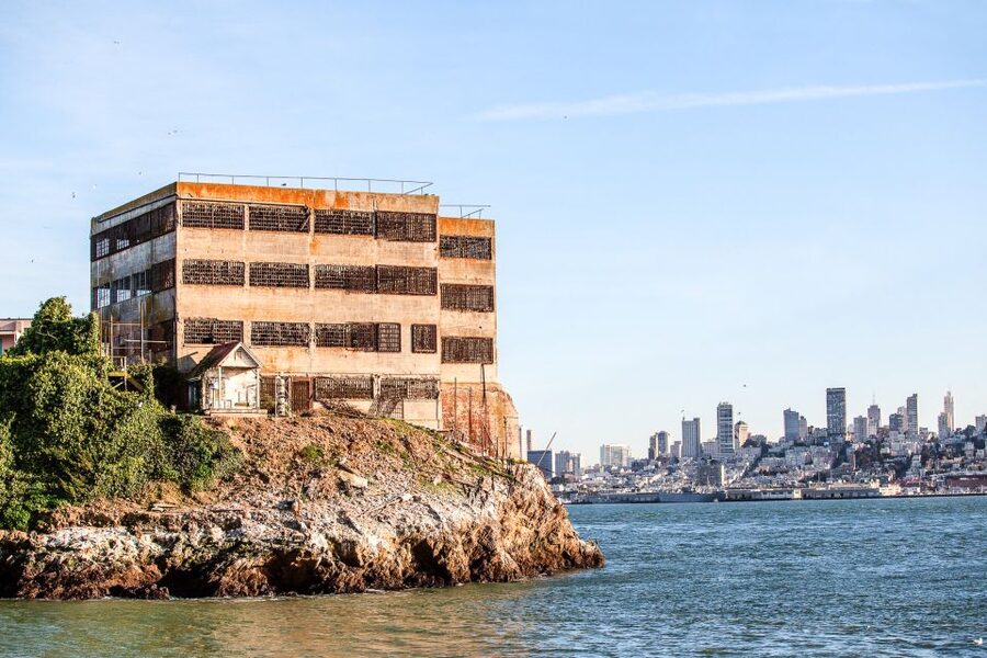 San Francisco: Golden Gate Bay Cruise - Sailing beneath the Golden Gate Bridge