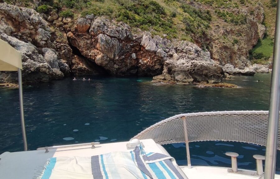 San Vito Lo Capo: Boat Trip with 3 Swimming Stops and Snacks - Sicilian snacks, wine, and pane cunzato