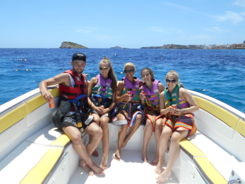 Santa Eulària des Riu: Parasailing Boat Cruise with Drinks - What happens on the boat