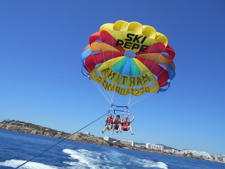 Santa Eulària des Riu: Parasailing Boat Cruise with Drinks - Stefan, Gustav, and the safety side