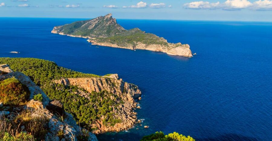 Santa Ponta/Peguera: Dragonera Island Cruise with Swim Stop - Why Dragonera makes this boat trip special