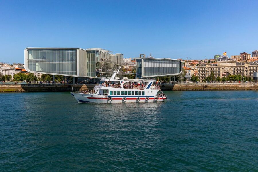 Santander: 1-Hour City Cruise Around the Bay - Sardinero, Loredo, Somo, and El Puntal