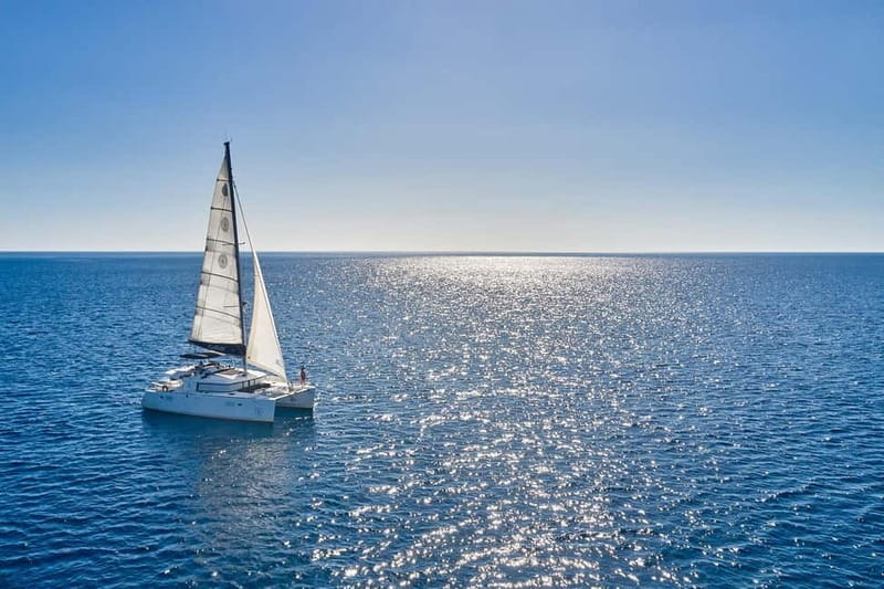 Santorini: Caldera Classic Catamaran Cruise w/ Meal & Drinks - Morning sailing or sunset cruise?