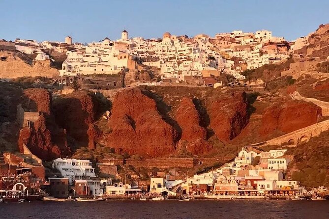Santorini Catamaran Cruise with Greek Meal, Open-Bar and Sunset - Who will enjoy this cruise most?