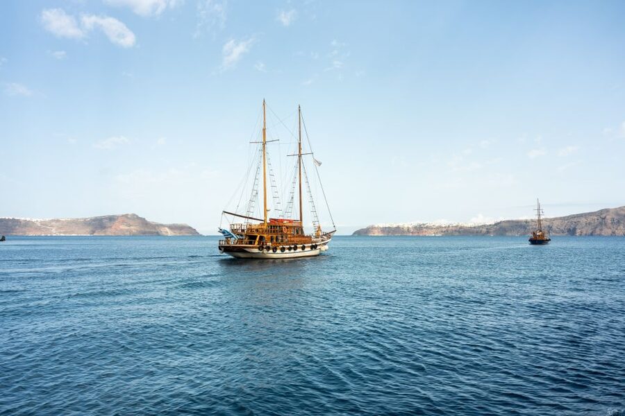 Santorini: Volcanic Islands Cruise with Hot Springs Visit - Swimming to Palea Kameni’s sulfur springs