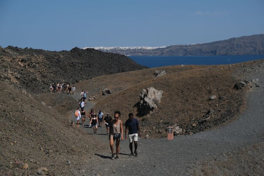 Santorini: Volcano and Hot Springs Sunset Dinner Cruise - Key points to know before booking