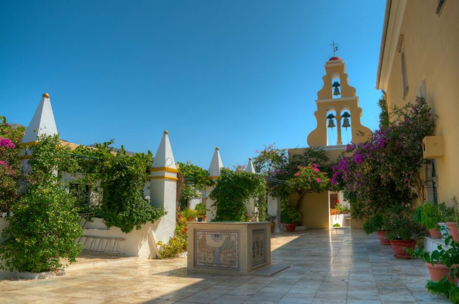 Saranda: Corfu Town and Palaiokastritsa Day Trip with Cruise - Why this day trip works from Saranda