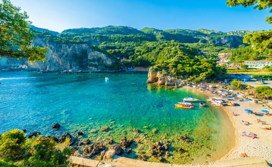 Saranda: Corfu Town and Palaiokastritsa Day Trip with Cruise - What the guides and transport add