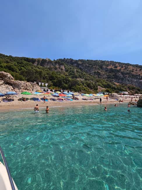 Sarandë: Boat Tour to Kroreza with Snorkel and free Umbrella - What the crew adds to the day